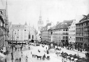  – Marienplatz um 1898