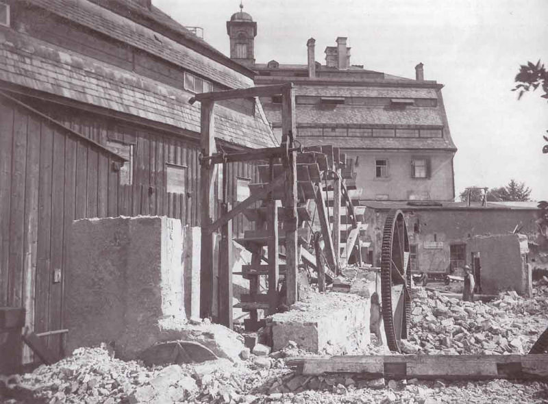 Mühlrad an der 

Dreimühlenstraße