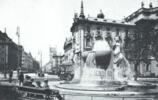  – Karlsplatz mit Nornenbrunnen