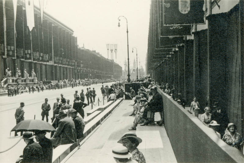 Ludwigstraße am Tag der Deutschen Kunst