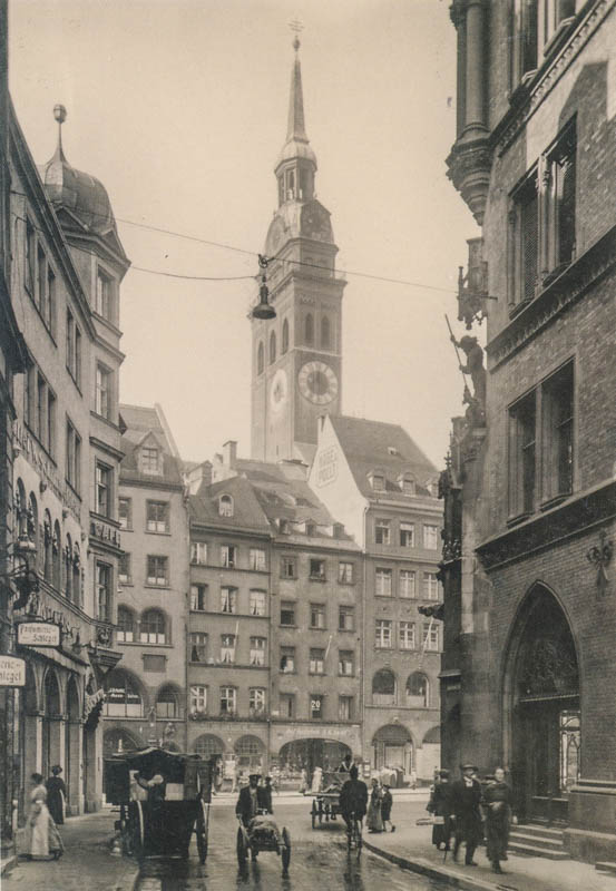 Blich durch die Dienerstraße