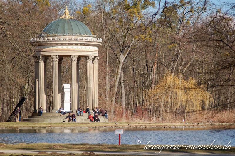 Monopteros in Nymphenburg – Denkmal/Kunstwerk in München