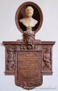 Gedenktafel für  Johann Carl Bernhard Müller – Foto aus München