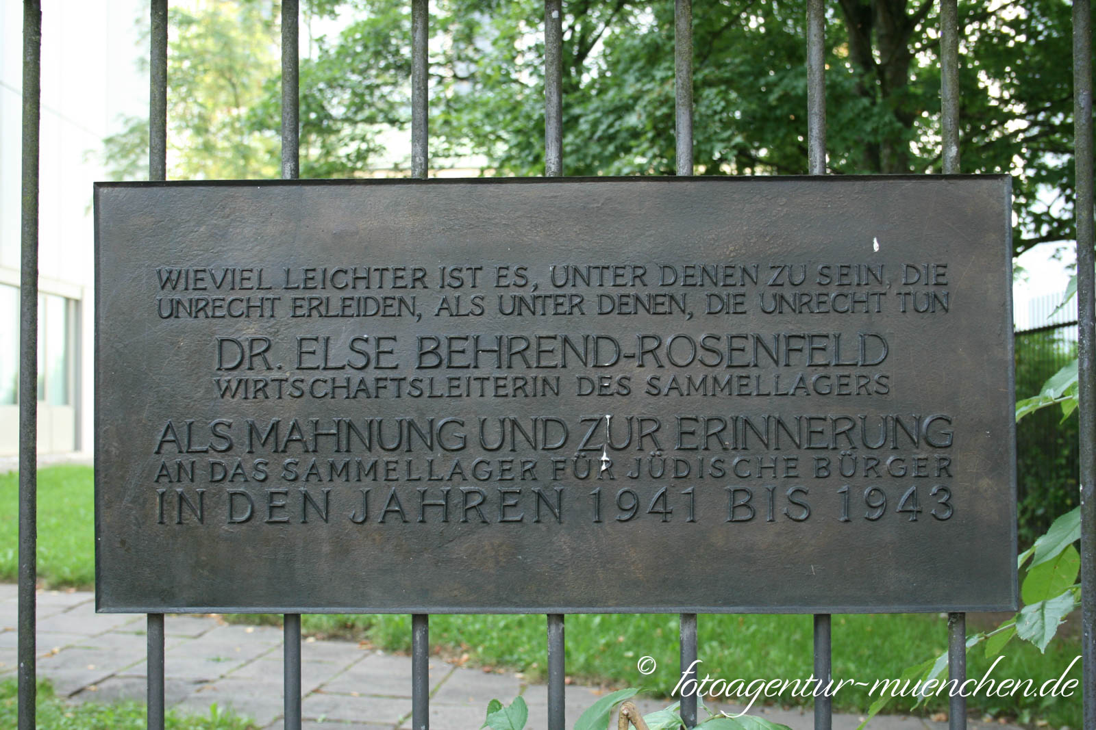 Mahnmal - Sammellager für jüdische Mitbürger