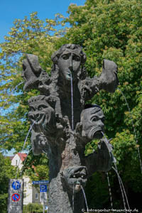 Artur-Kutscher-Brunnen