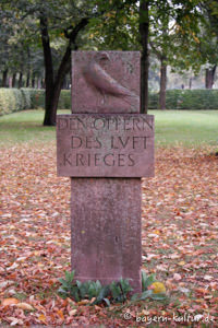 Denkmal für die Münchner Luftkriegsopfer – Foto aus München