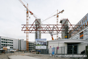 Medienbrücke – Foto aus München