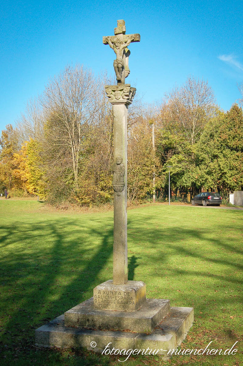 Gedenkkreuz für die bayerisch-galizische Freundschaft – Denkmal/Kunstwerk in München