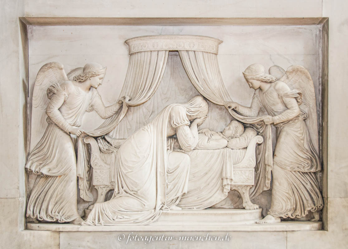 Grabmal - Prinzessin Maximiliane Josepha Karoline von Bayern – Denkmal/Kunstwerk in München