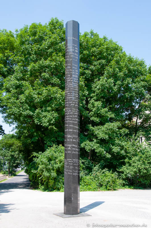 ohne Titel – Denkmal/Kunstwerk in München