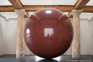 Gerhard Willhalm – Large Red Sphere