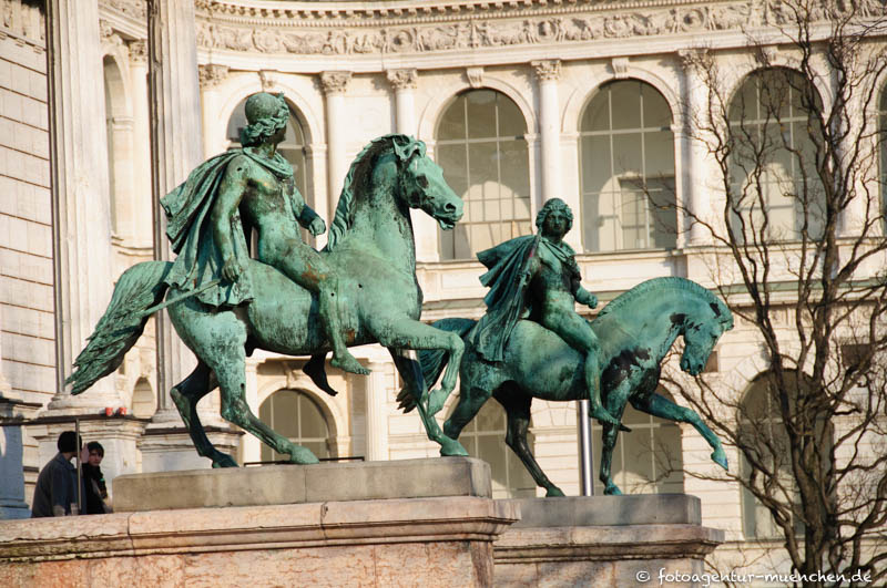 Castor und Pollux – Denkmal/Kunstwerk in München