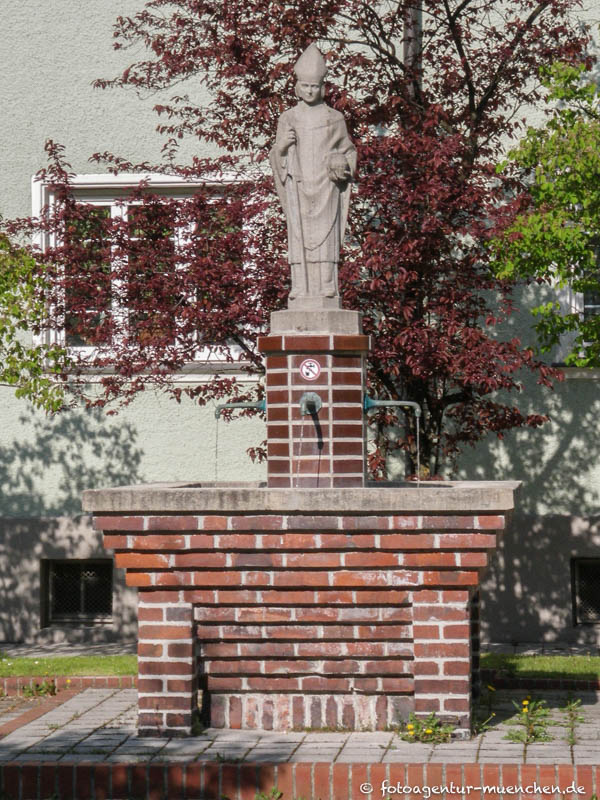 St. Rupertusbrunnen – Denkmal/Kunstwerk in München