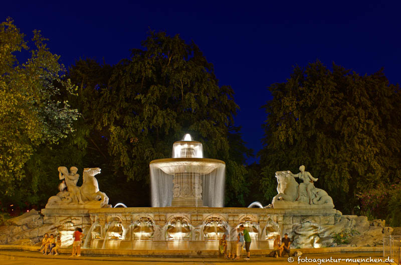 Wittelsbacher Brunnen – Denkmal/Kunstwerk in München