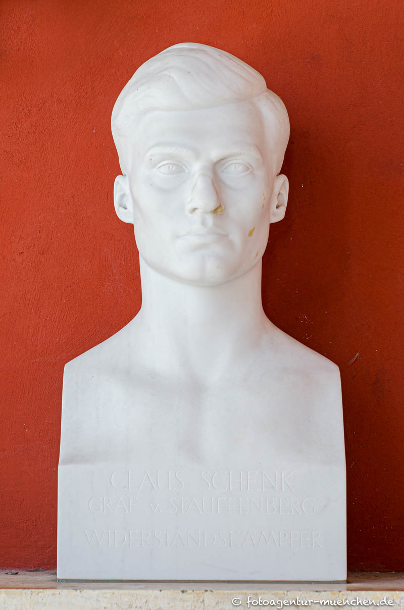 Claus Schenk Graf von Stauffenberg – Denkmal/Kunstwerk in München
