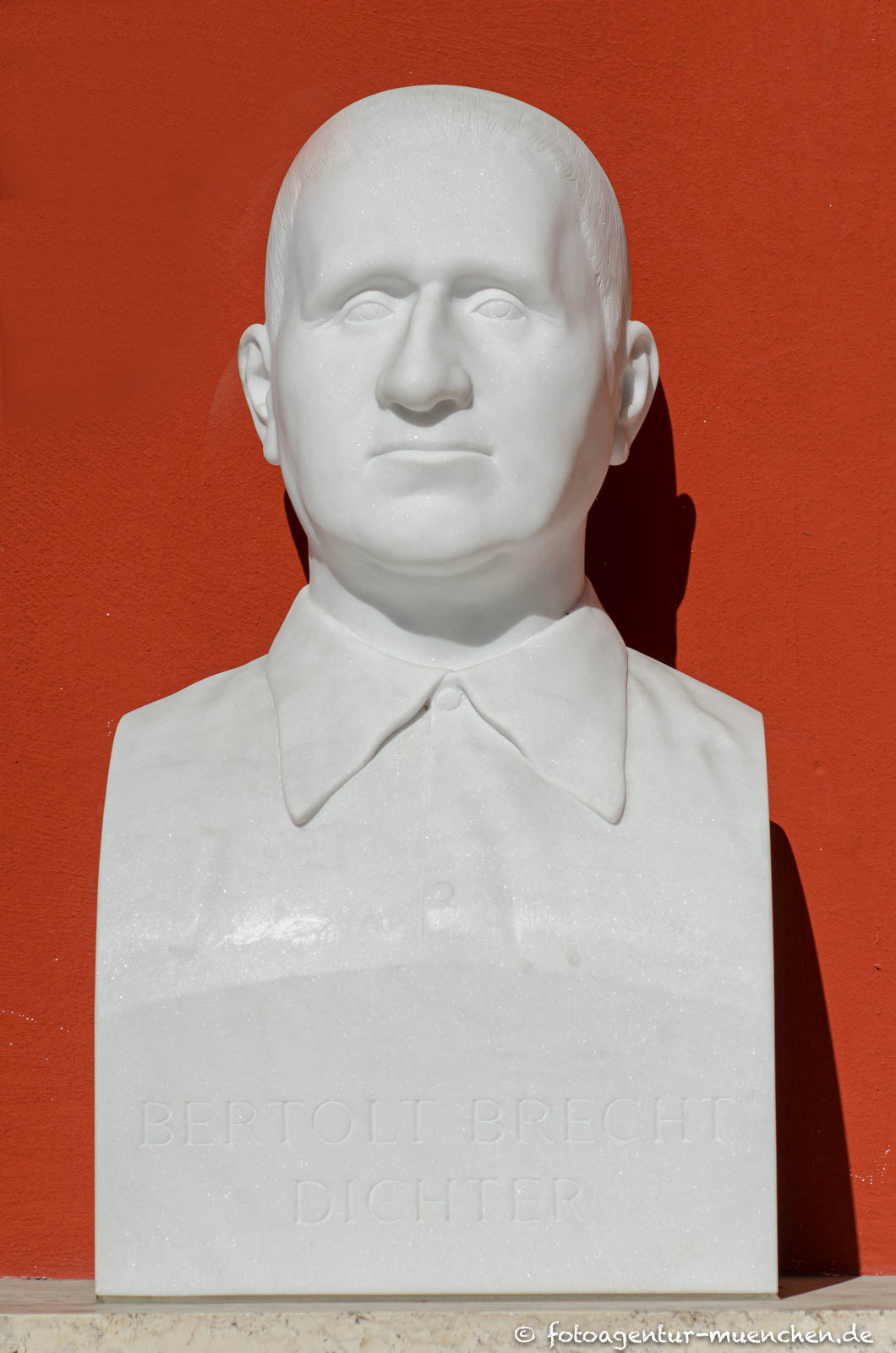Bertolt Brecht – Denkmal/Kunstwerk in München
