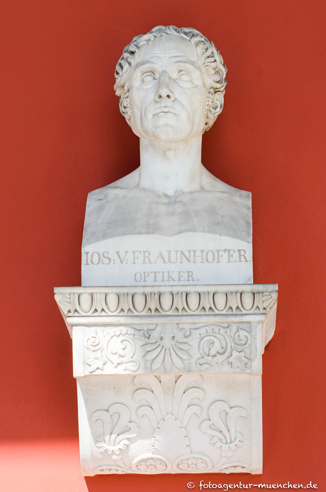 Joseph von Fraunhofer
