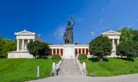 Ruhmeshalle mit Bavaria – Foto aus München