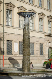 Richard-Strass-Brunnen – Foto aus München