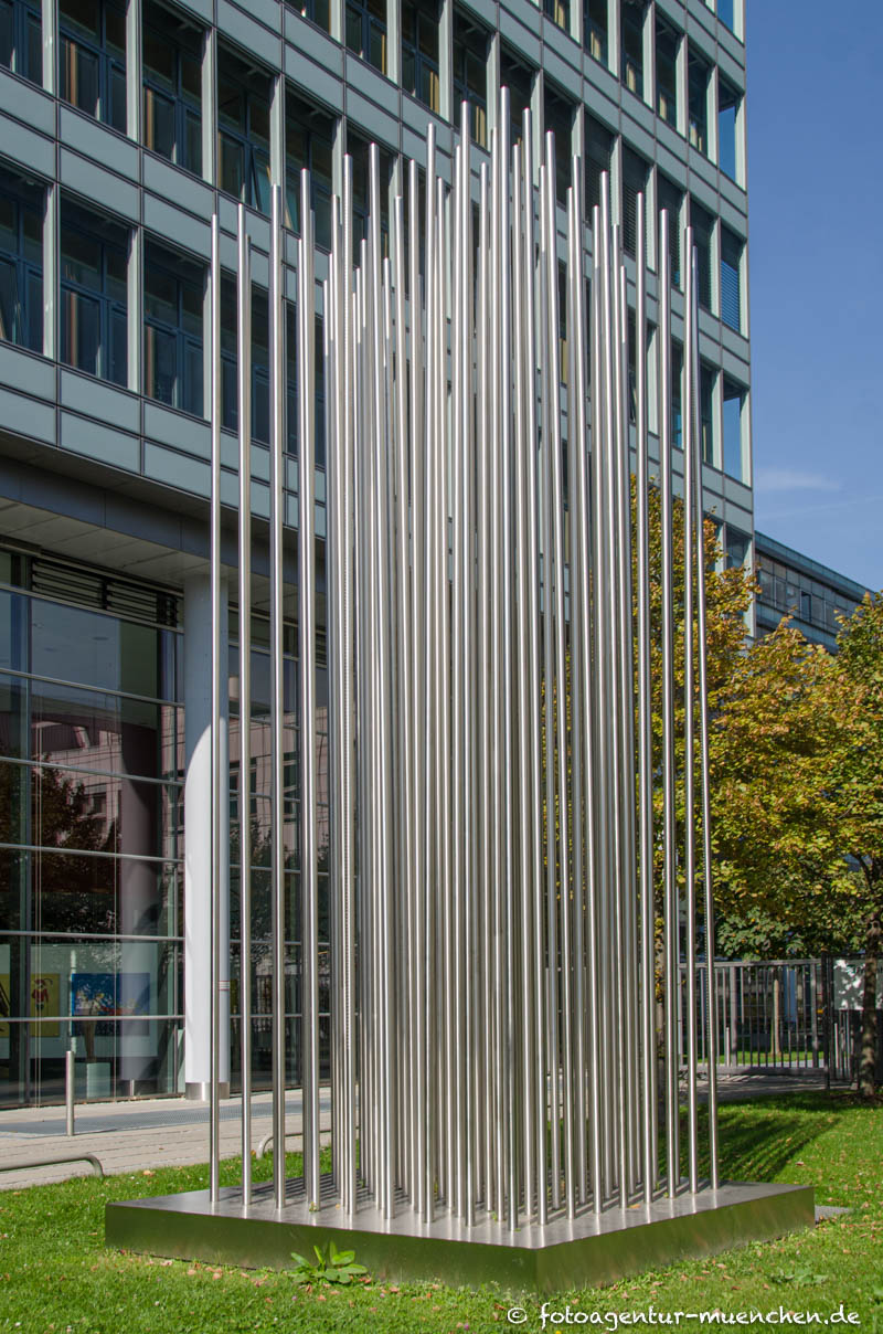 Moving Lines – Denkmal/Kunstwerk in München