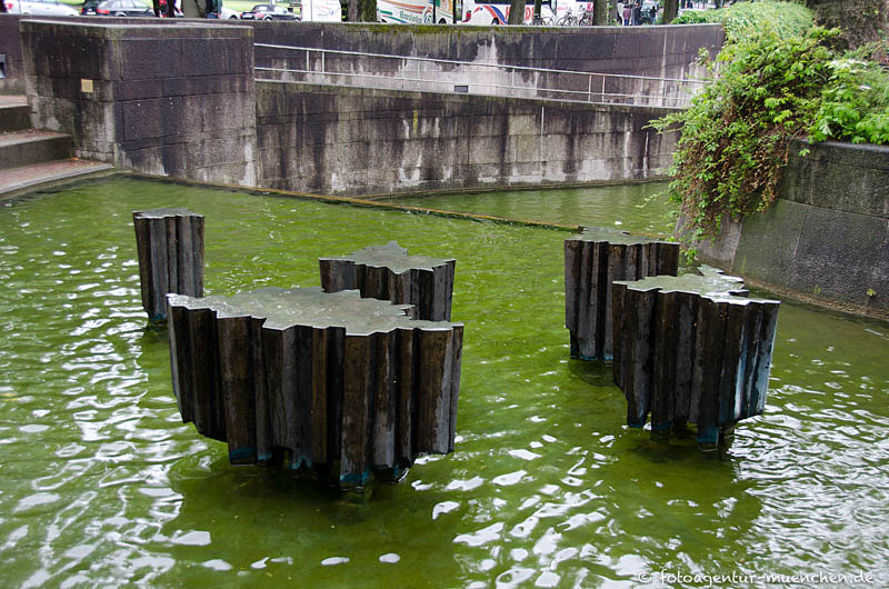 Kontinente – Denkmal/Kunstwerk in München