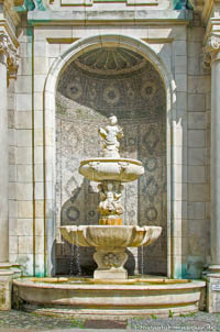 Gerhard Willhalm – Nischenbrunnen am Bayerischen Nationalmuseum