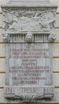 Kriegergedenktafel – Foto aus München