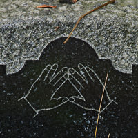 Gerhard Willhalm – Segnende Hände
