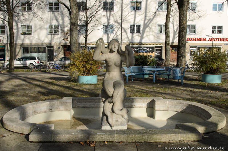Die schöne Melusine – Denkmal/Kunstwerk in München