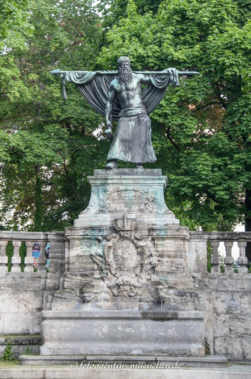 Schmied-von-Kochel-Denkmal – Denkmal/Kunstwerk in München