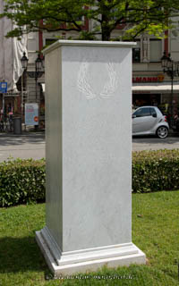 Ein Denkmal – Foto aus München