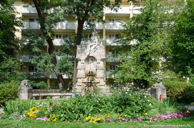 Diana-Brunnen – Denkmal/Kunstwerk in München