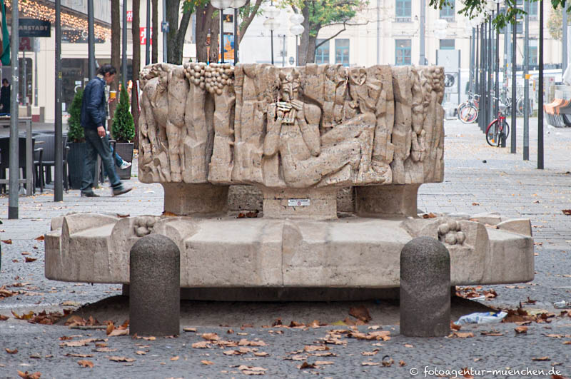 Myrthenbrunnen – Denkmal/Kunstwerk in München