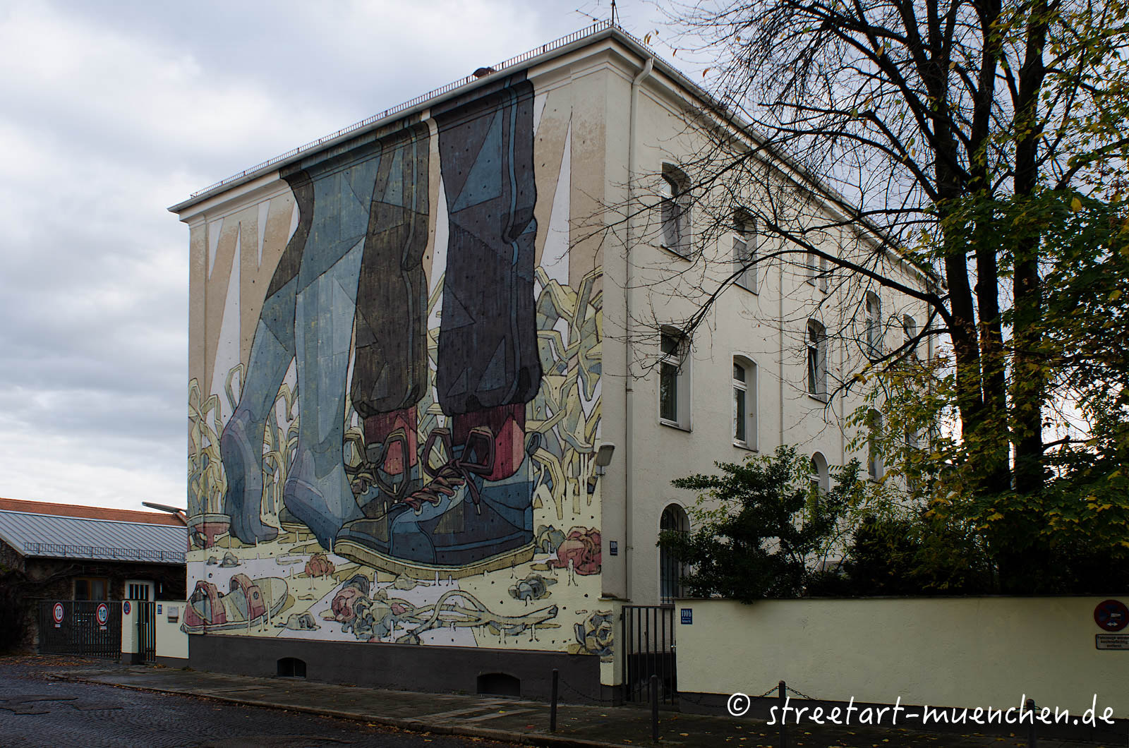 Graffiti - Schwere-Reiter-Straße