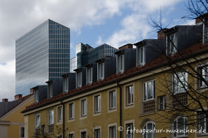 Highlight Towers und Alte Heide Siedlung – Foto aus München