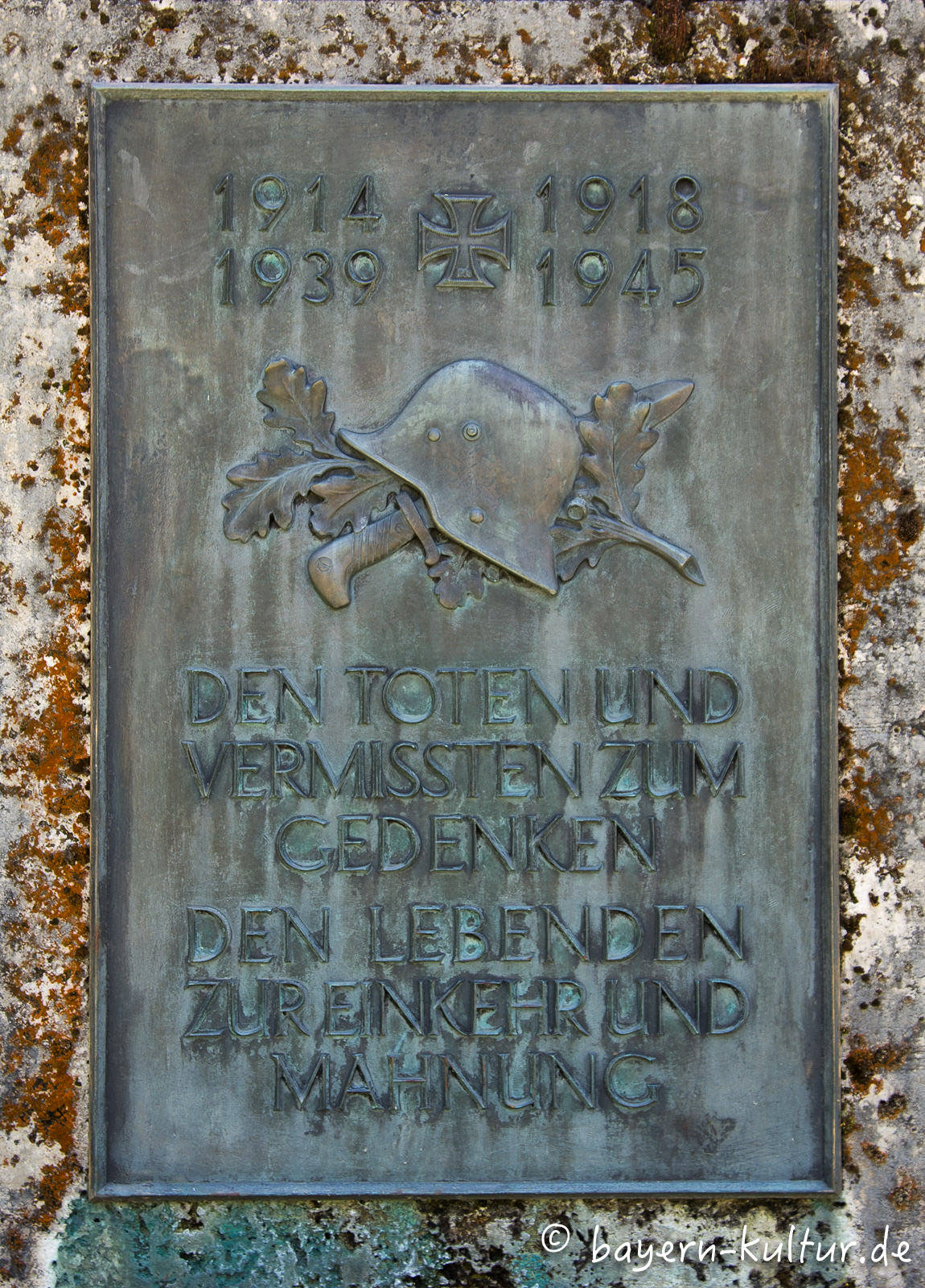 Gedenktafel am Kriegerdenkmal