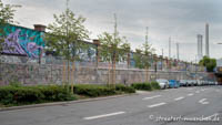 Gerhard Willhalm – Tumblingerstraße nach der Sanierung der Mauer