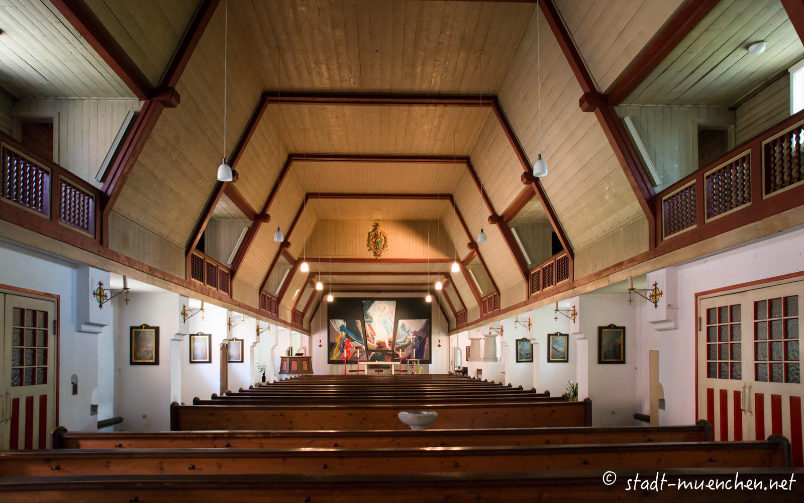 Innenraum  der St. Barbara