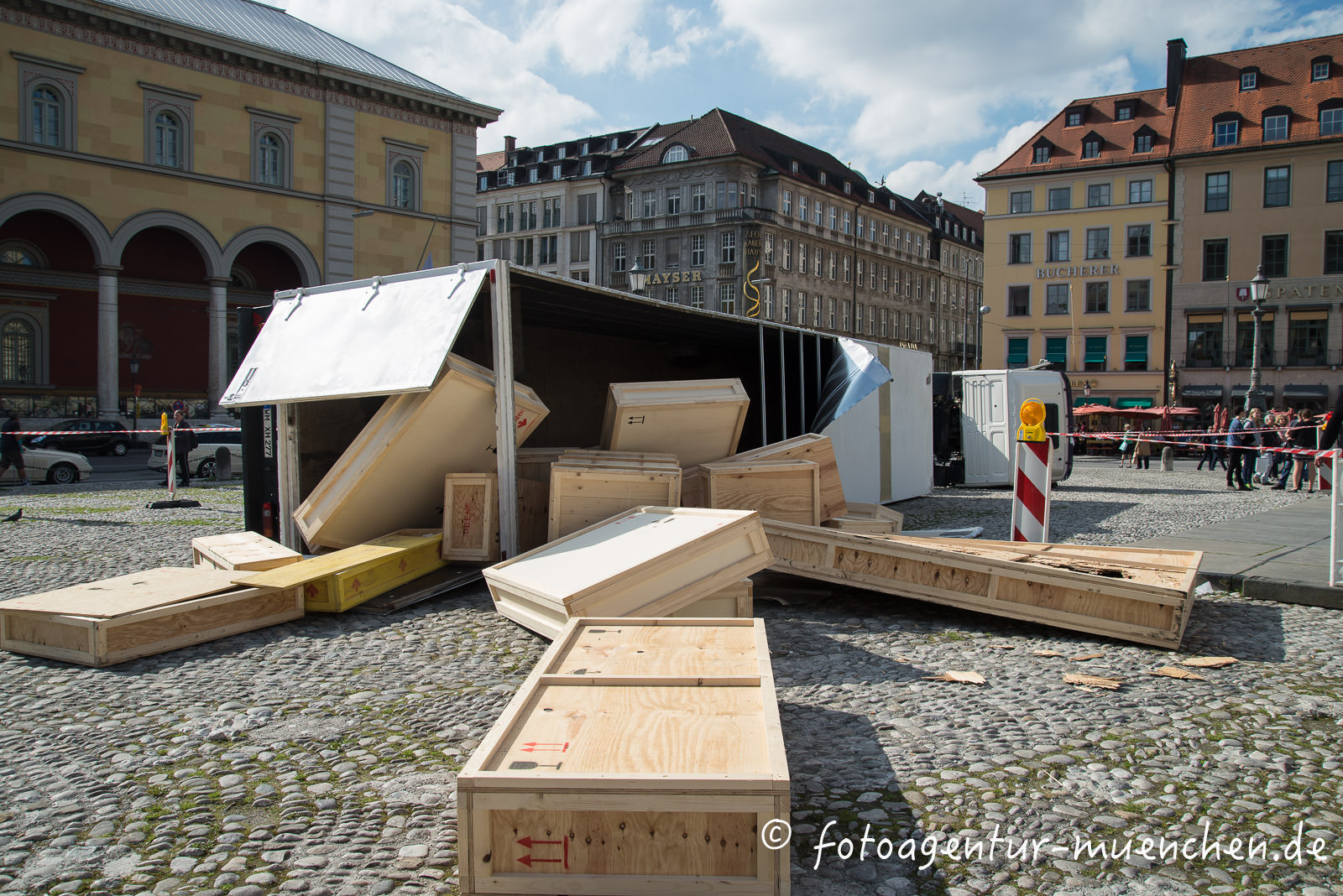 Trojanisches Pferd am Max-Joseph-Platz