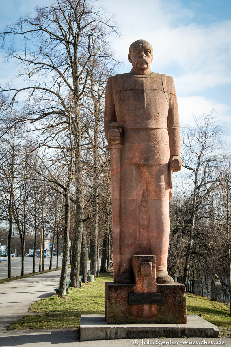 Bismarck-Denkmal