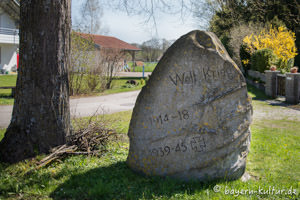 Gerhard Willhalm – Kriegerdenkmal (Findling)