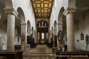 Gerhard Willhalm – Innenraum der Schottenkirche St. Jakob