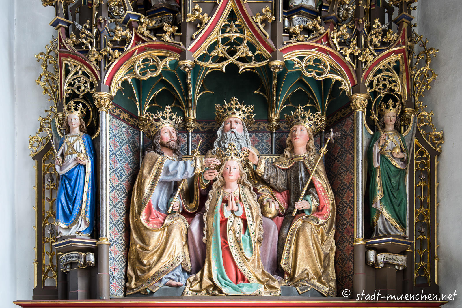 St. Nikolaus und St. Stephanus