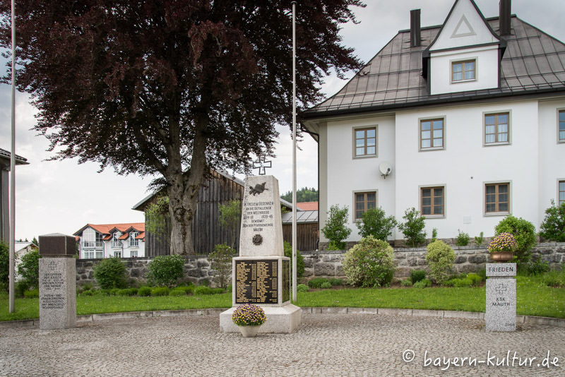 Kriegerdenkmal