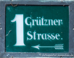 Hausnummer - Grütznerstraße – Foto aus München
