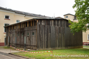 Garage der grauen Busse