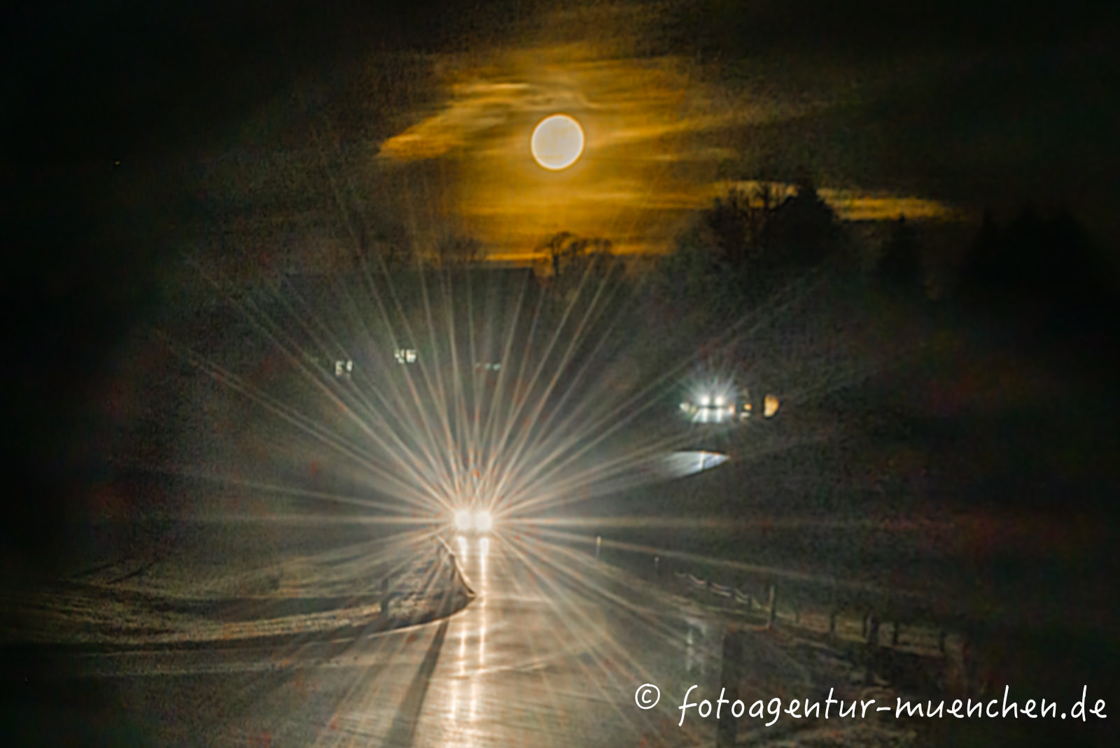Impression auf nächtlicher Straße