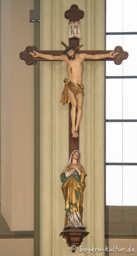Heilig-Kreuz-Kirche - Jesus am Kreuz – Foto aus München