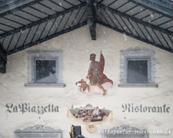 Lüftlmalerei mit Stadtbrand von 1783 in Miesbach