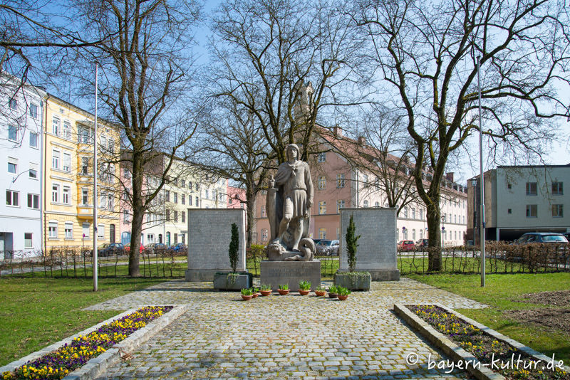 Kriegerdenkmal